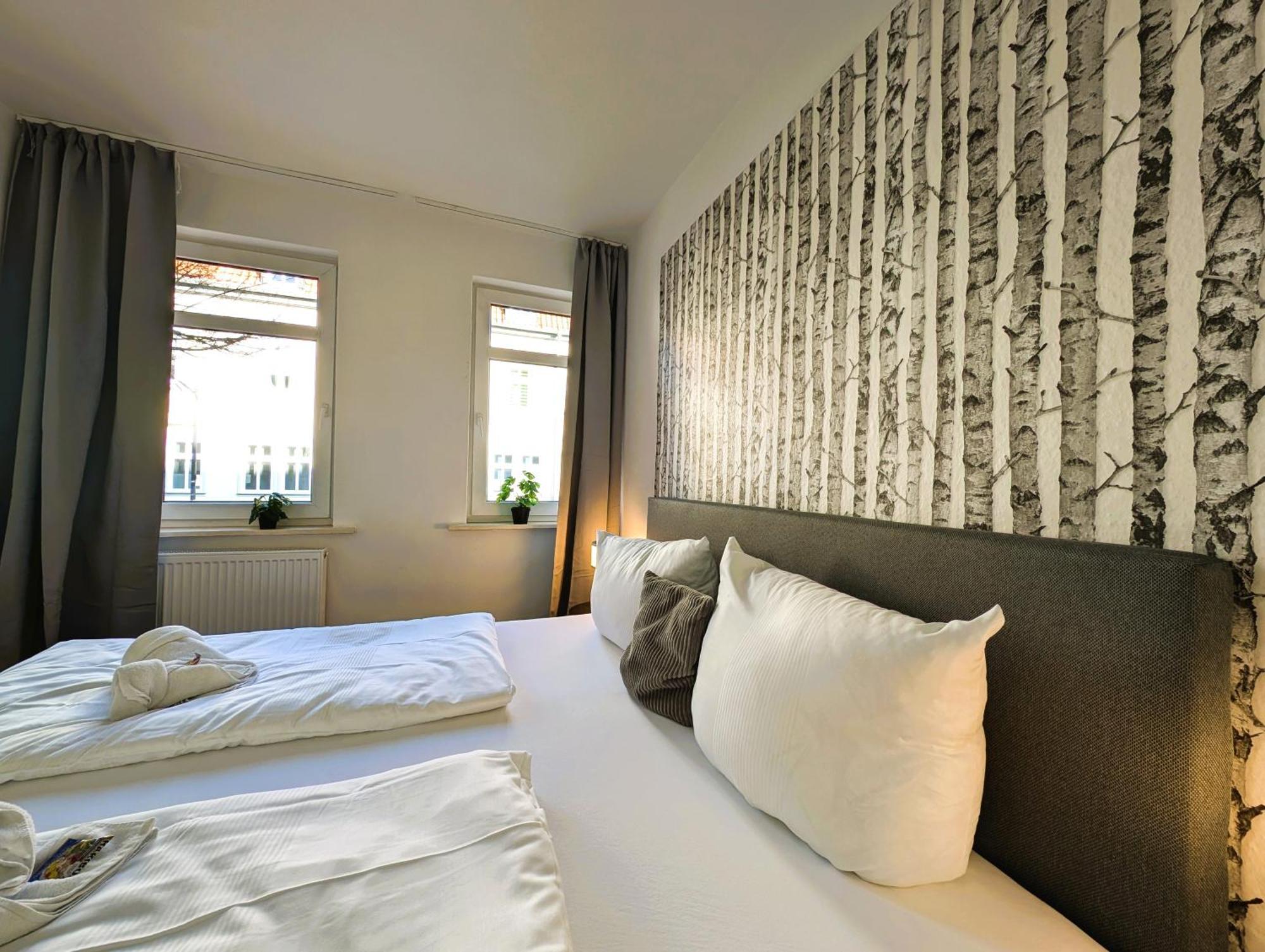 Bohnapartments - Topfmarkt Xxl Suiten - Neu In Top Zentrumslage, Vollausstattung, Wlan, Parkplaetze Илменау Екстериор снимка