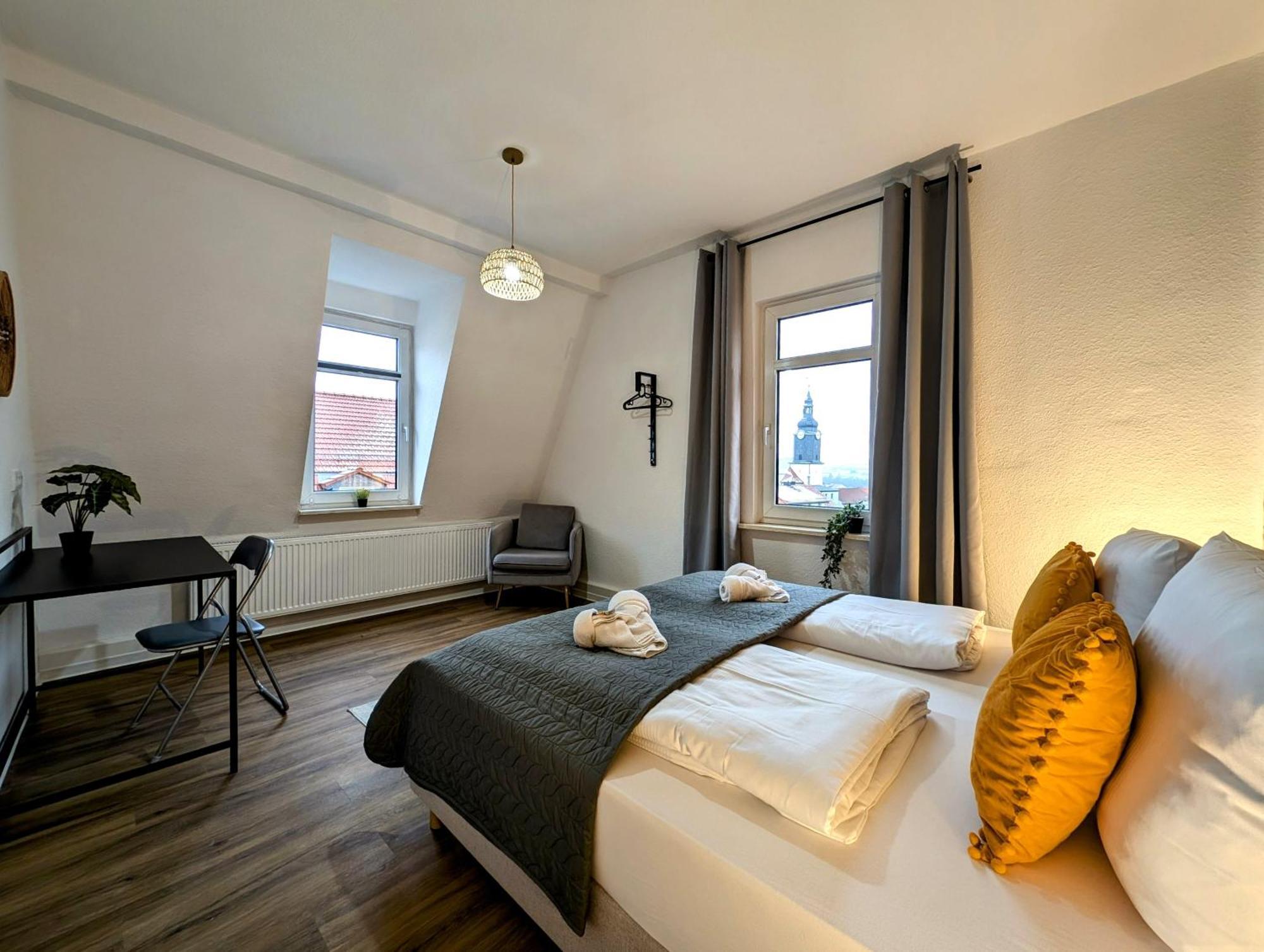 Bohnapartments - Topfmarkt Xxl Suiten - Neu In Top Zentrumslage, Vollausstattung, Wlan, Parkplaetze Илменау Екстериор снимка
