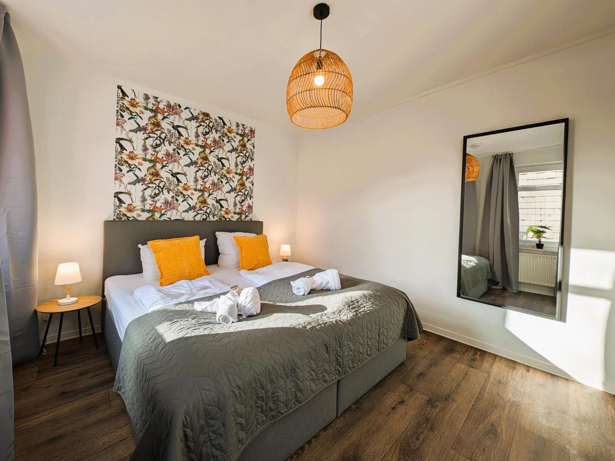 Bohnapartments - Topfmarkt Xxl Suiten - Neu In Top Zentrumslage, Vollausstattung, Wlan, Parkplaetze Илменау Екстериор снимка