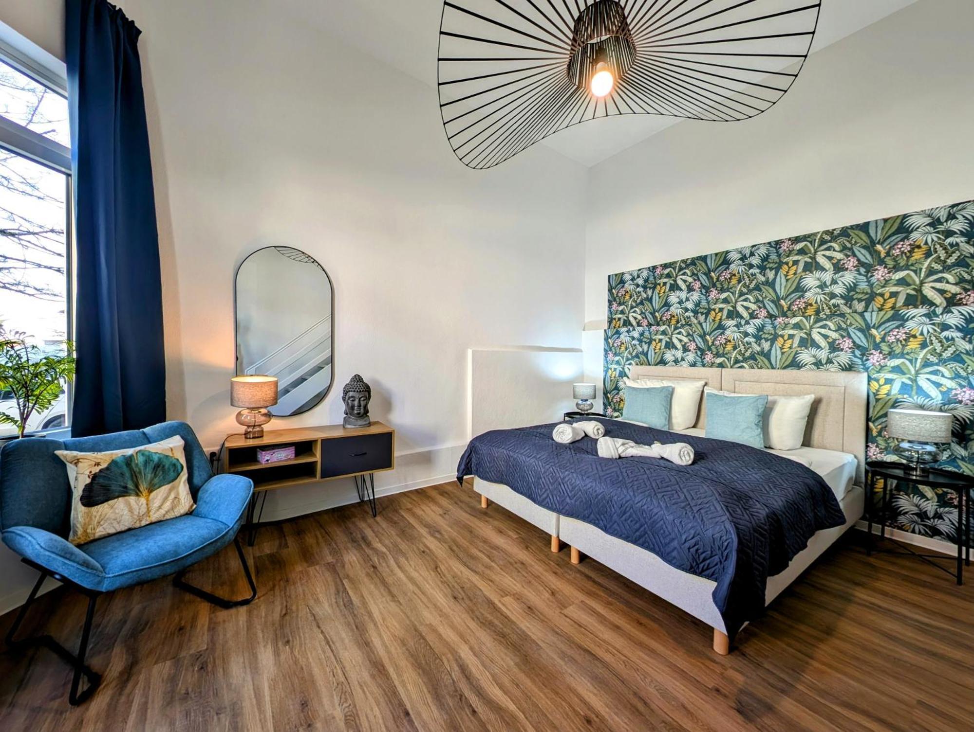 Bohnapartments - Topfmarkt Xxl Suiten - Neu In Top Zentrumslage, Vollausstattung, Wlan, Parkplaetze Илменау Екстериор снимка