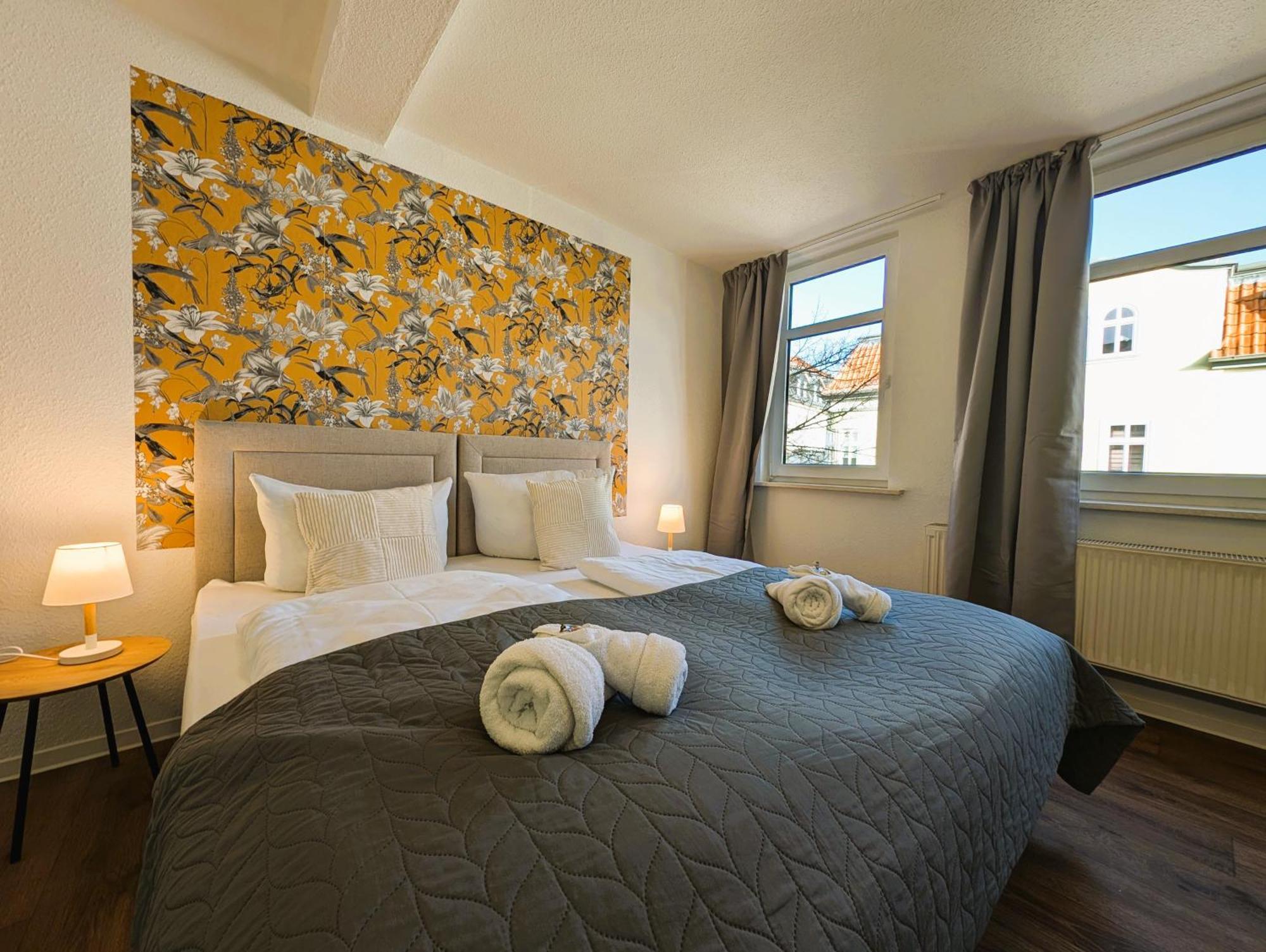 Bohnapartments - Topfmarkt Xxl Suiten - Neu In Top Zentrumslage, Vollausstattung, Wlan, Parkplaetze Илменау Екстериор снимка