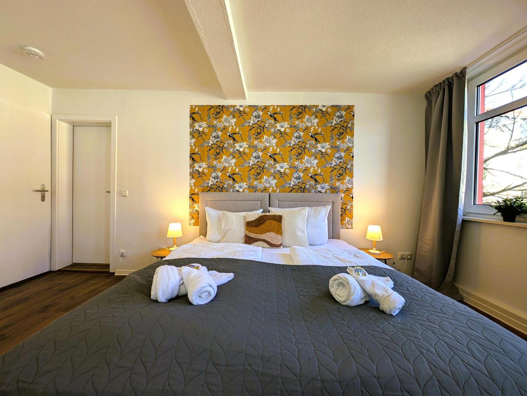 Bohnapartments - Topfmarkt Xxl Suiten - Neu In Top Zentrumslage, Vollausstattung, Wlan, Parkplaetze Илменау Екстериор снимка