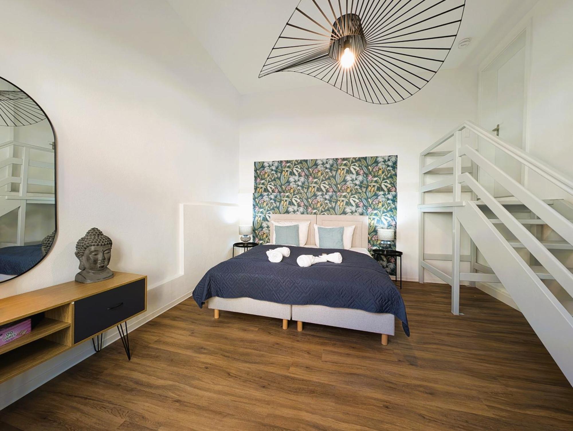 Bohnapartments - Topfmarkt Xxl Suiten - Neu In Top Zentrumslage, Vollausstattung, Wlan, Parkplaetze Илменау Екстериор снимка